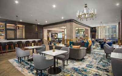 The Marquette Hotel, Curio Collection by Hilton