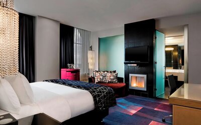 W Minneapolis - The Foshay