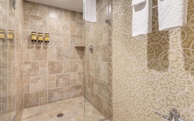 Best Western Plus The Normandy Inn & Suites