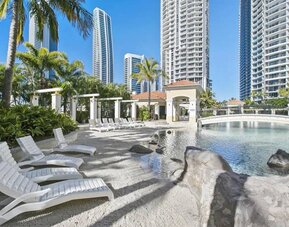 PeepSleep Chevron Towers