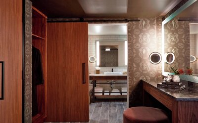 Renaissance Minneapolis Hotel, The Depot