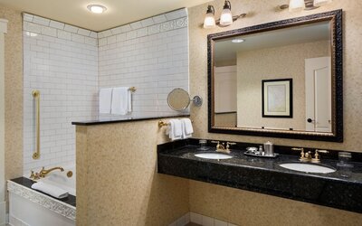 Renaissance Minneapolis Hotel, The Depot