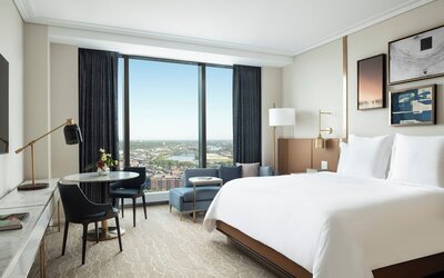 Four Seasons Hotel Minneapolis