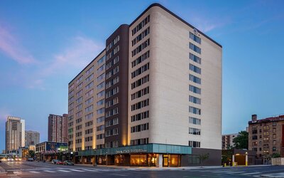 DoubleTree Suites by Hilton Minneapolis Downtown
