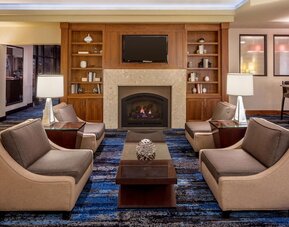 DoubleTree Suites by Hilton Minneapolis Downtown