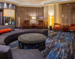 DoubleTree Suites by Hilton Minneapolis Downtown