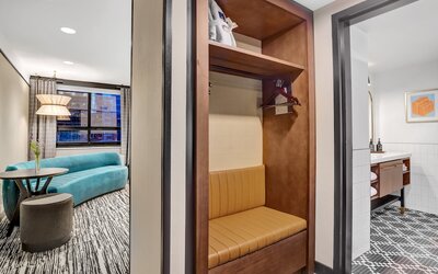 Hotel Indigo Minneapolis Downtown by IHG