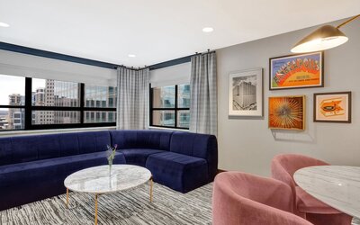 Hotel Indigo Minneapolis Downtown by IHG