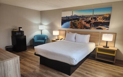 Days Hotel by Wyndham University Ave SE