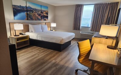Days Hotel by Wyndham University Ave SE