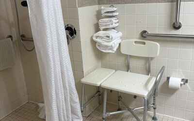Days Hotel by Wyndham University Ave SE