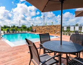 Refreshing outdoor pool at Fairfield Inn & Suites By Marriott Houston League City.