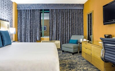 Executive Plaza Hotel Metro Vancouver