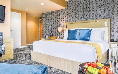 Executive Plaza Hotel Metro Vancouver