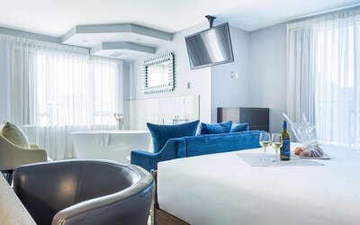 Executive Plaza Hotel Metro Vancouver