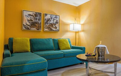 Executive Plaza Hotel Metro Vancouver