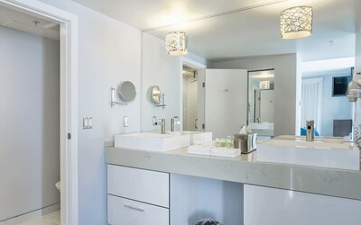 Executive Plaza Hotel Metro Vancouver