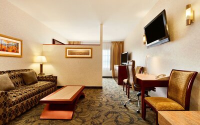 Poco Inn and Suites Hotel & Conference Centre