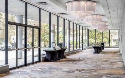 Sheraton Vancouver Guildford Hotel