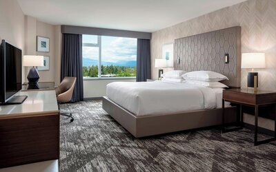Sheraton Vancouver Guildford Hotel
