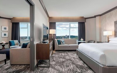 Sheraton Vancouver Guildford Hotel