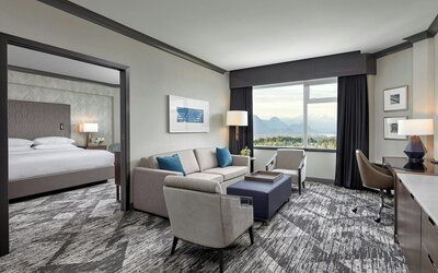 Sheraton Vancouver Guildford Hotel