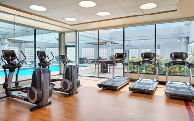 Sheraton Vancouver Guildford Hotel
