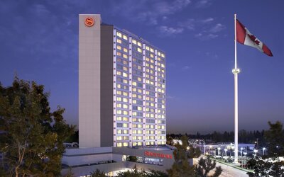 Sheraton Vancouver Guildford Hotel