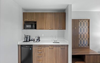 Holiday Inn Hotel & Suites Surrey East Cloverdale by IHG