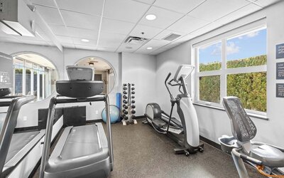 Holiday Inn Hotel & Suites Surrey East Cloverdale by IHG