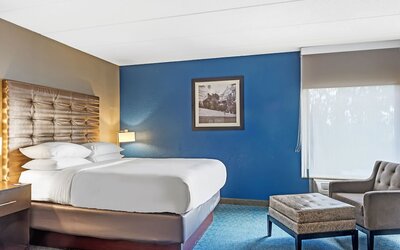 DoubleTree by Hilton Roseville Minneapolis