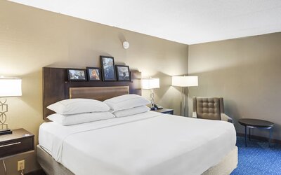 DoubleTree by Hilton Roseville Minneapolis