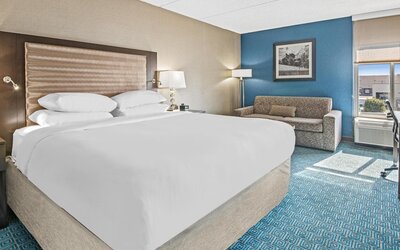 DoubleTree by Hilton Roseville Minneapolis