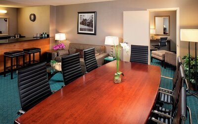 DoubleTree by Hilton Roseville Minneapolis