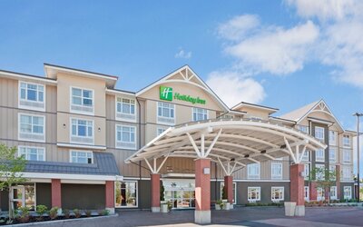 Holiday Inn Hotel & Suites Surrey East Cloverdale by IHG
