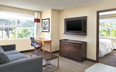 Four Points by Sheraton Surrey