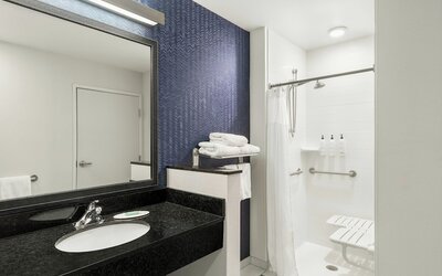 Fairfield Inn & Suites by Marriott St. Paul Northeast