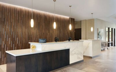 DoubleTree by Hilton St. Paul East