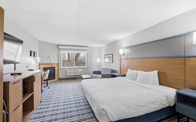 AmericInn by Wyndham White Bear Lake St. Paul