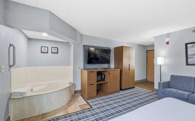 AmericInn by Wyndham White Bear Lake St. Paul