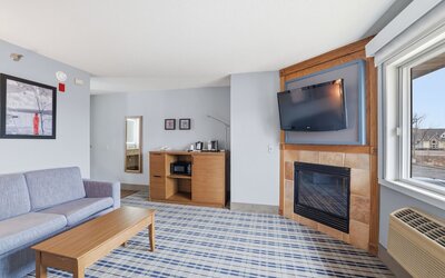 AmericInn by Wyndham White Bear Lake St. Paul