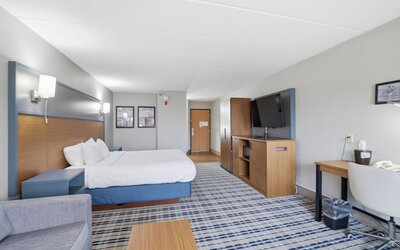 AmericInn by Wyndham White Bear Lake St. Paul