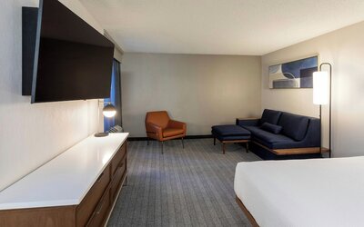 Courtyard Minneapolis St. Paul/Roseville by Marriott