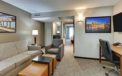 Drury Plaza Hotel St. Paul Downtown