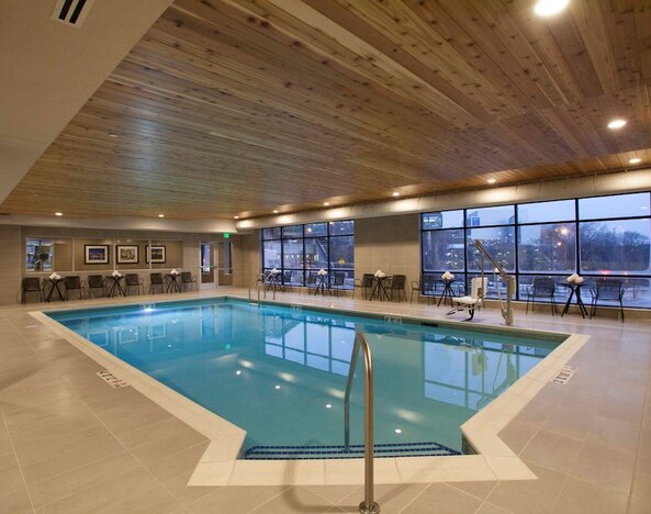 Hampton Inn & Suites Downtown St. Paul