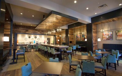 Hampton Inn & Suites Downtown St. Paul