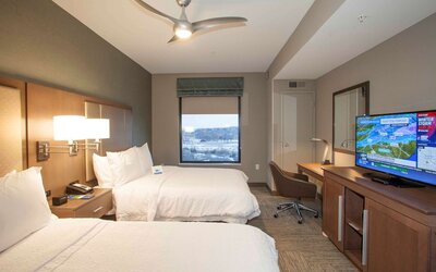Hampton Inn & Suites Downtown St. Paul
