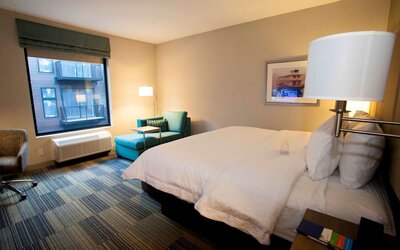 Hampton Inn & Suites Downtown St. Paul