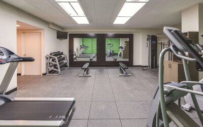 Fitness center at La Quinta Inn & Suites By Wyndham Philadelphia Airport.