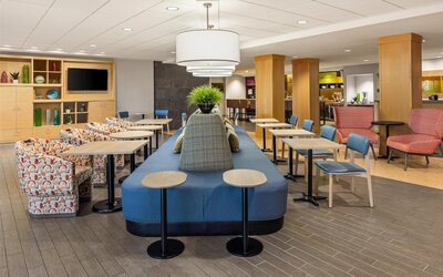 Home2 Suites by Hilton Roseville Minneapolis